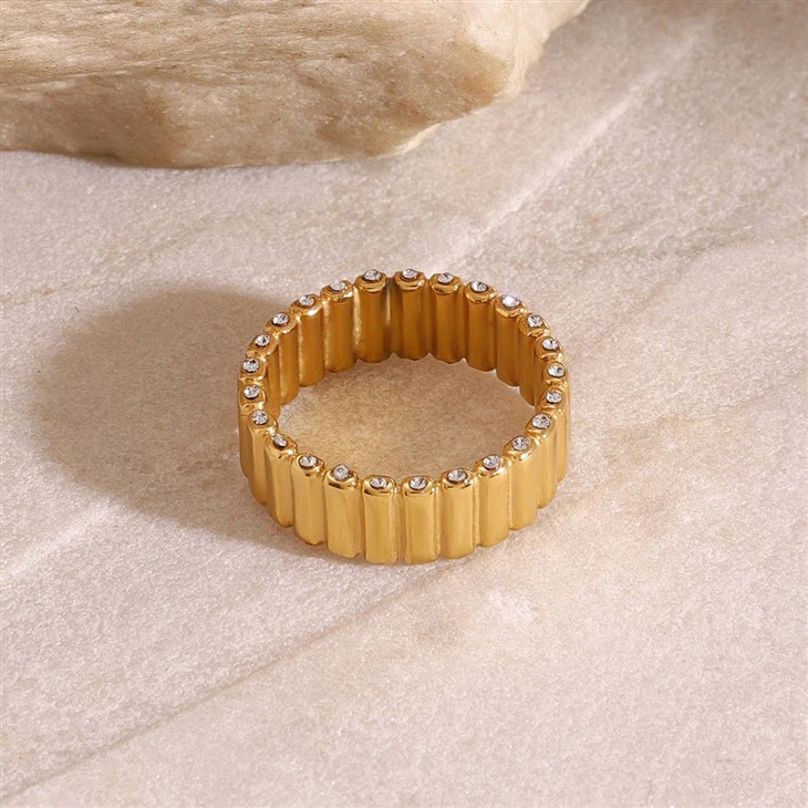 CZ Ribbed Ring